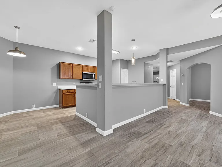 3950 Canyon Pkwy — Photo 9