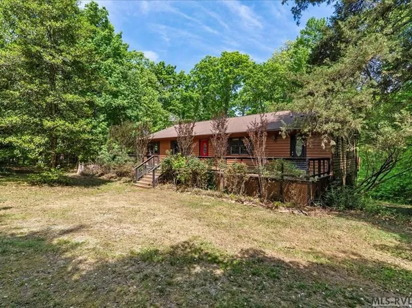 112 Poplar Creek Rd, Bracey, VA 23919