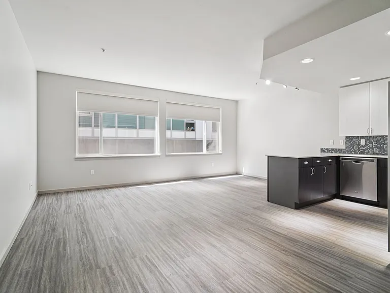 Borgata Apartment Homes — Photo 35
