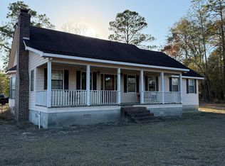 303 Community Church Rd, Helena, GA 31037