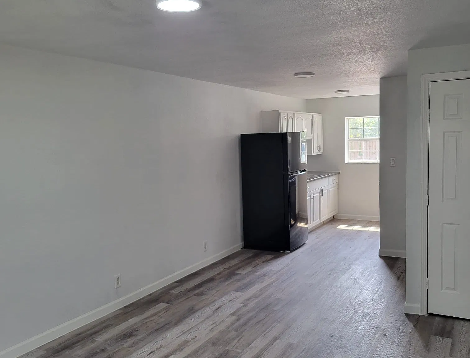 2 bed, 765 sqft, $1,050 — Photo 4