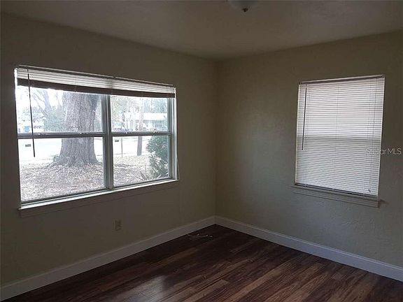 5th image of 1308 Locust Ave