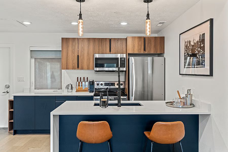 1st image of 725 S 200 W APT 104