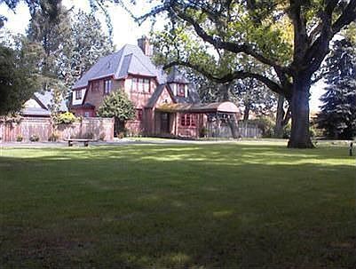 2nd image of 2336 Table Rock Rd