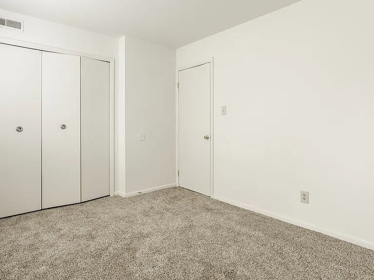 Polo Run Apartments — Photo 12