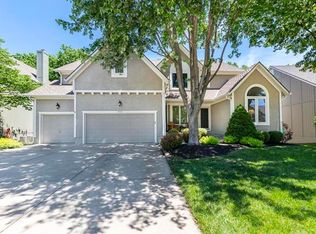 13111 Goddard Ln, Overland Park, KS 66213