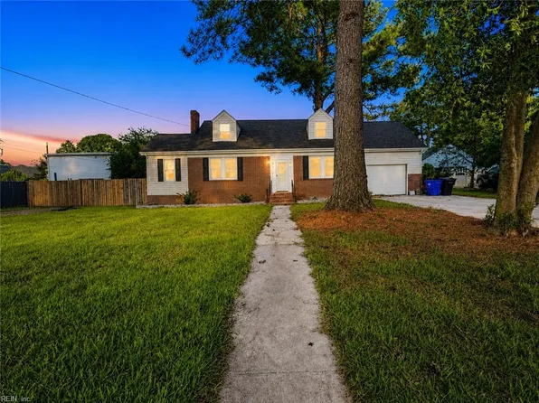3121 Rolen Dr, Portsmouth, VA 23703