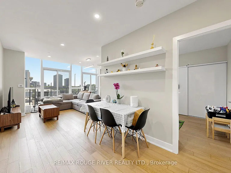 1486 Bathurst St #503 — Photo 14