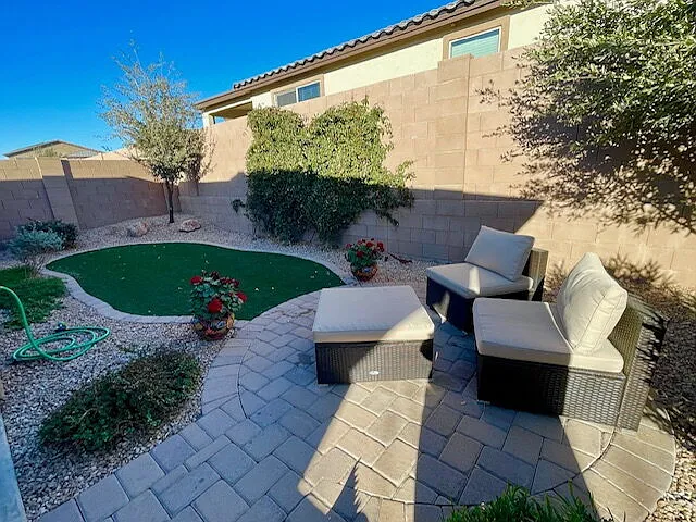 920 W Calle Tikal — Photo 14