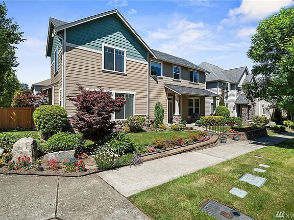 2nd image of 1546 Harvest Ave SE