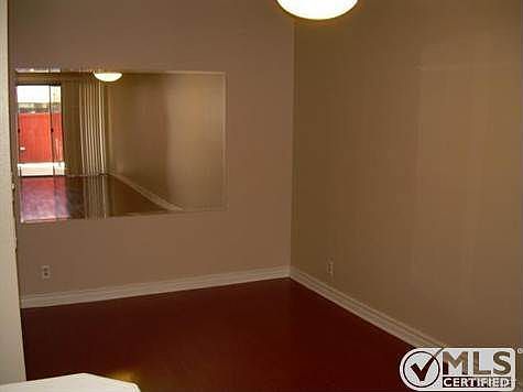 4th image of 7211 Cozycroft Ave Unit 15