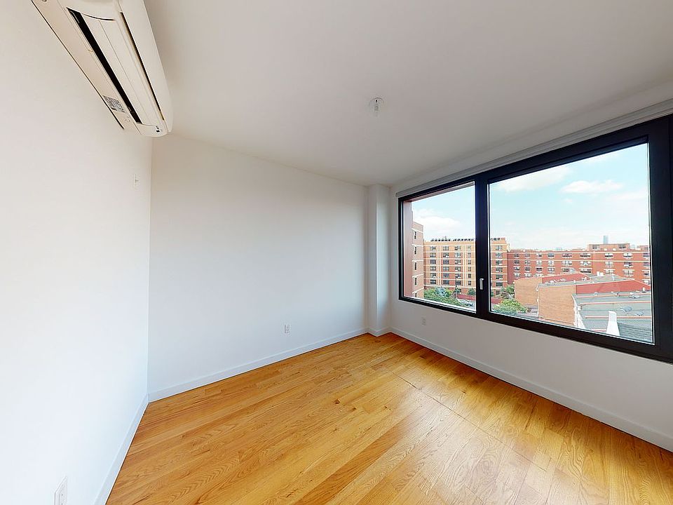 1st image of 54 Noll St APT 640