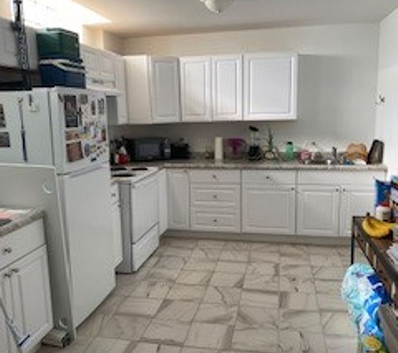 2nd image of 214 S 8th St #12