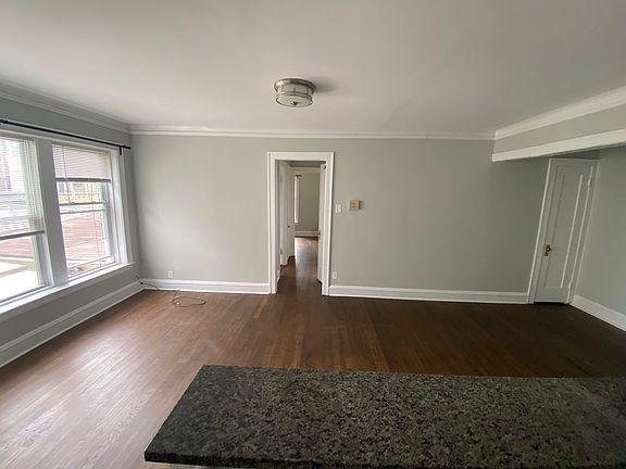 4th image of 1757 W North Shore Ave APT 1A