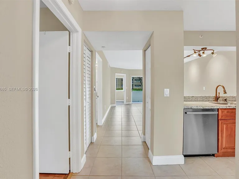 9537 Weldon Cir #I109 — Photo 10
