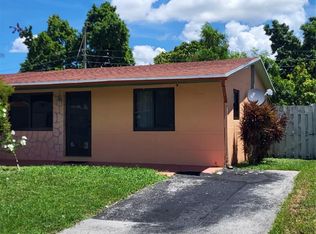 1936 SW 67th Ave, Pompano Beach, FL 33068