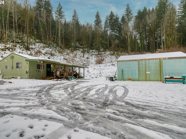 26724 Eversole Ln, Scappoose, OR 97056