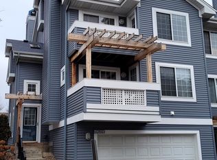 15620 24th Ave N UNIT E, Plymouth, MN 55447