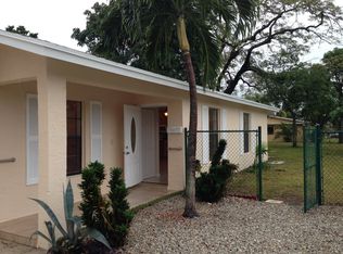 230 SW 1st Ave, Boynton Beach, FL 33435