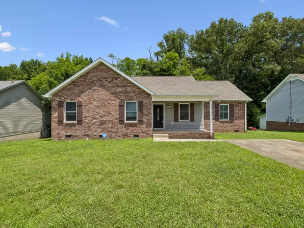 383 Brook Mead Dr, Clarksville, TN 37042