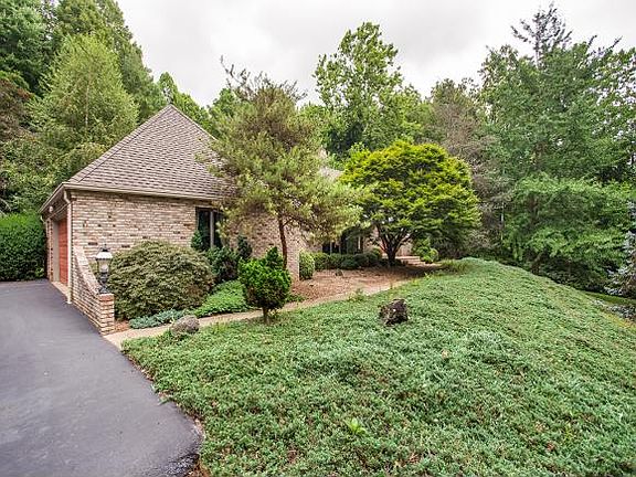 3rd image of 4308 Grey Fox Dr