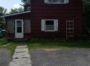 34 Continental Ave, Holland, NY 14080