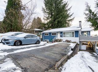 11455 139a St, Surrey, BC V3R3E9