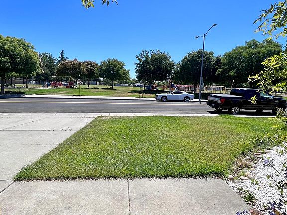 2nd image of 8793 Hirasaki Ct