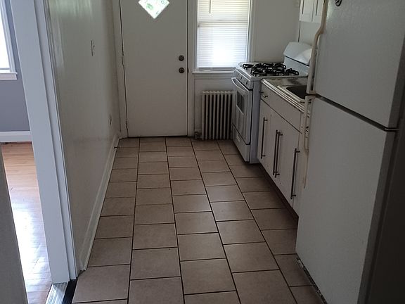 5th image of 4124 Woodhaven Ave