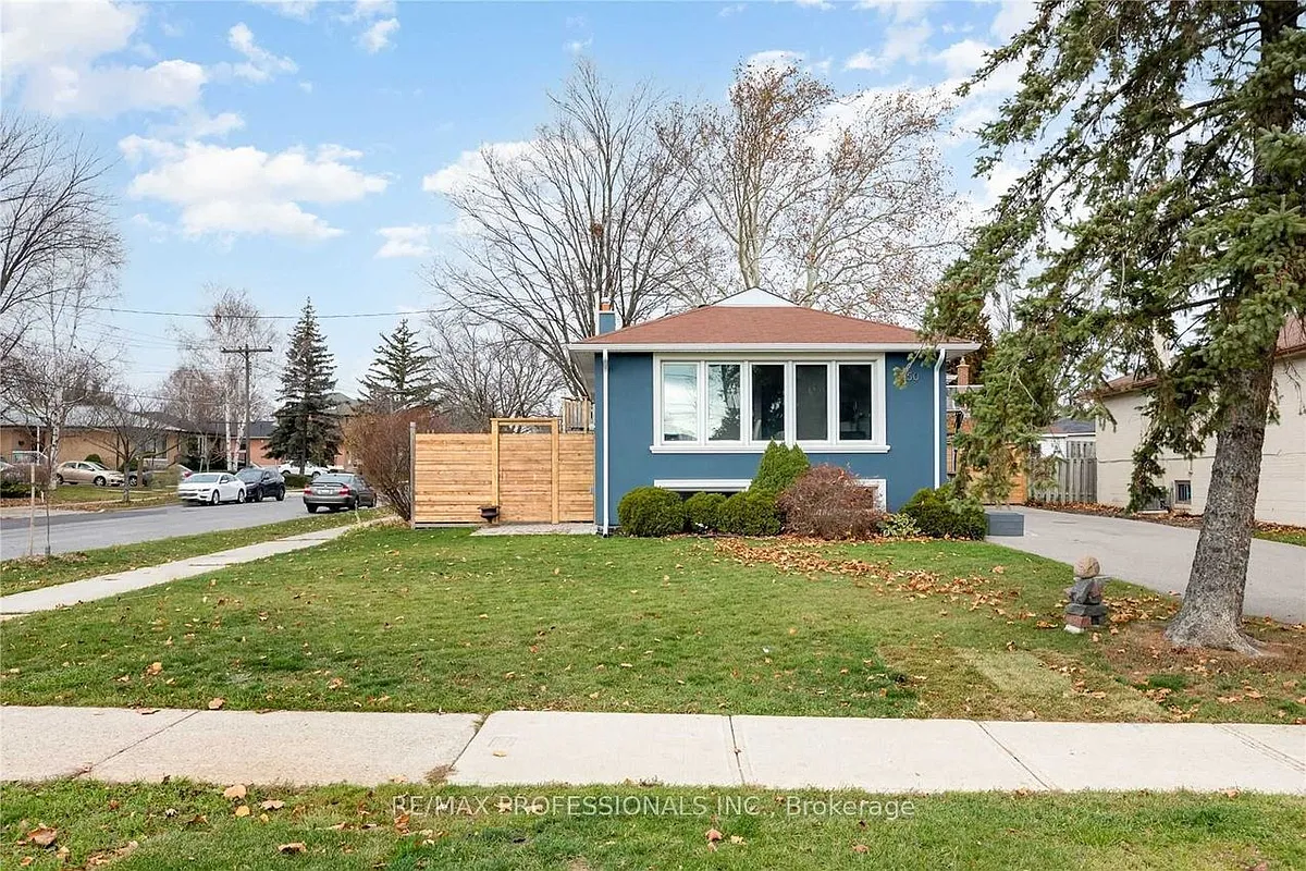 Building Photo - 50 Eringate Dr #MAIN