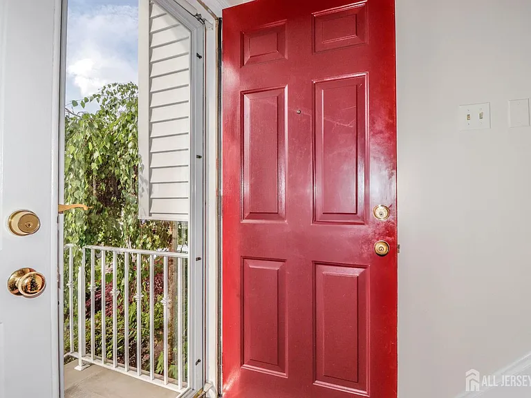 5 Timothy Ct — Photo 6