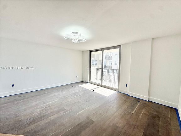 5th image of 9273 Collins Ave APT 811