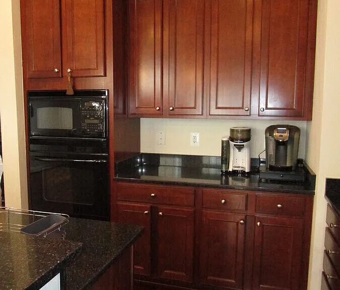 684 Pullman Pl — Photo 9