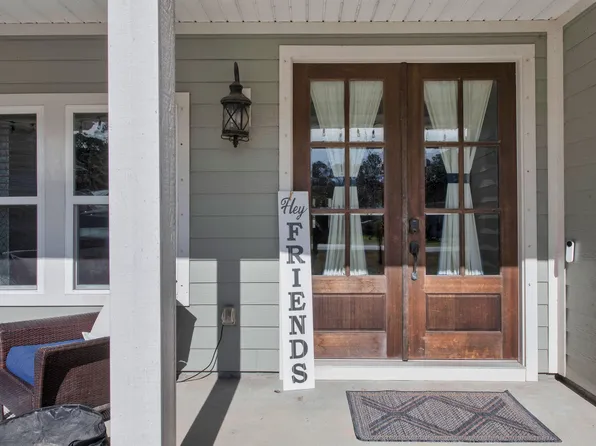 8914 Timber Ln, Navarre, FL 32566