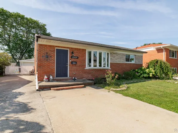 22624 E Twelve Mile Rd, Saint Clair Shores, MI 48081