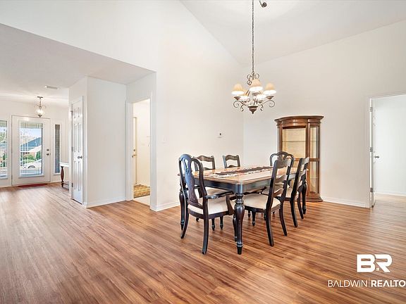 2nd image of 206 Spring Lake Dr