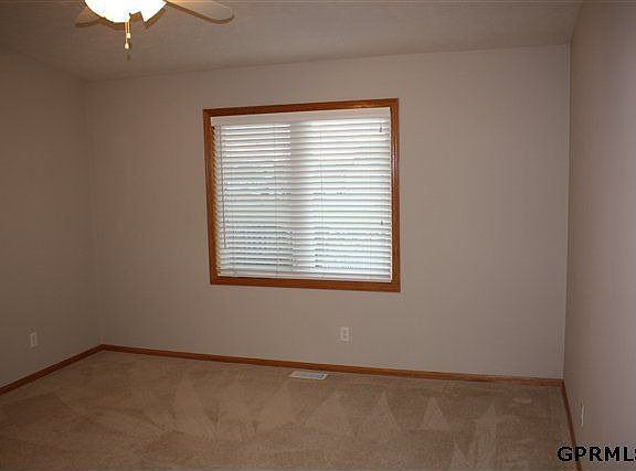5th image of 7710 S 162nd St