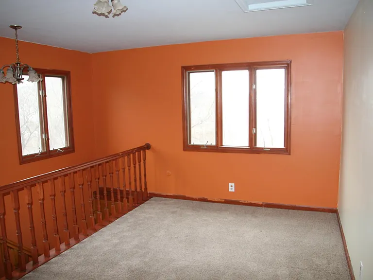 313 Goldco Cir — Photo 12