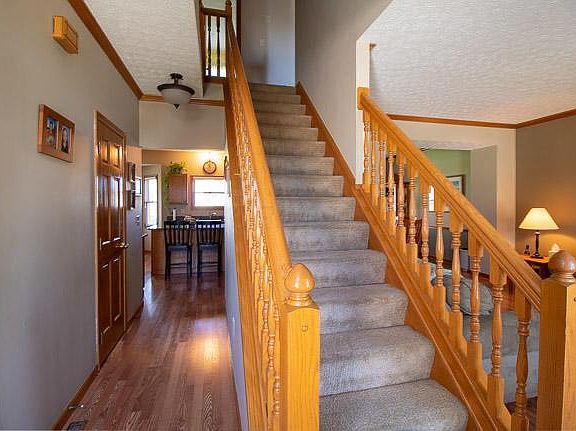 5th image of 796 Collingwood Dr