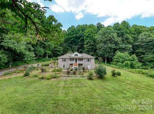 6758 Yellow Creek Rd, Robbinsville, NC 28771