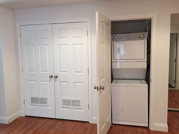 3rd image of 321 N 40th St APT 3