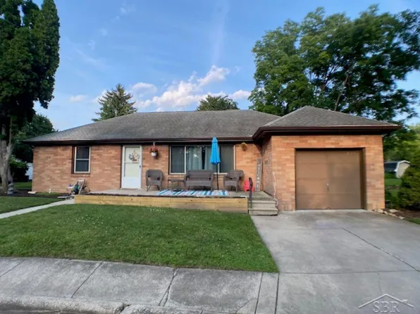 300 Cornell St, Bay City, MI 48708