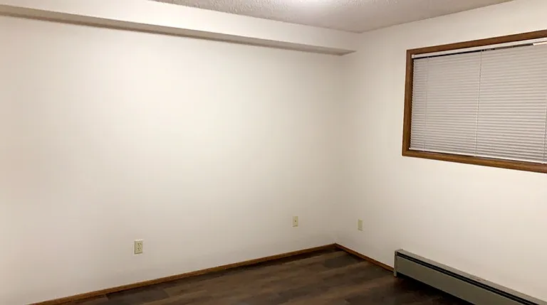 305 La Villa Dr — Photo 11