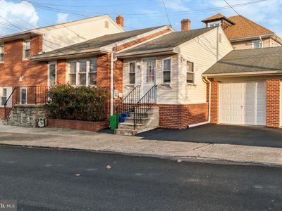 2604 Edgmont Ave, Brookhaven, PA, 19015