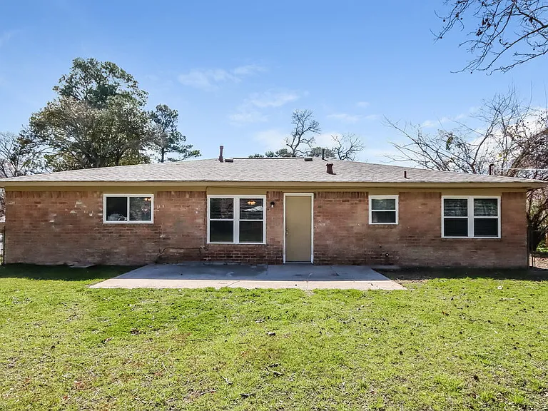 502 Hildred Ave — Photo 16