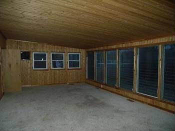4th image of 146 W Grand Lake Blvd