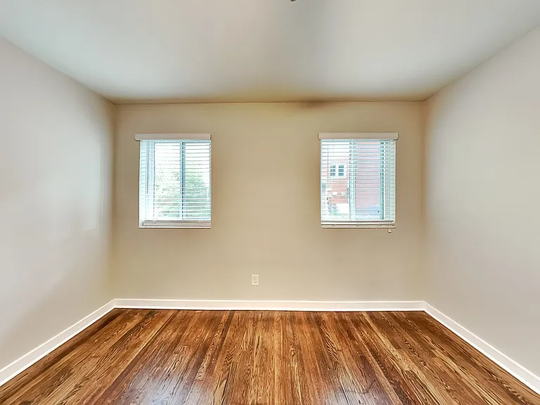 880 N Highland Ave NE #B3 — Photo 6
