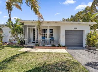 206 SE 3rd St, Dania Beach, FL 33004