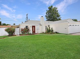 7960 Newcastle Ave, Reseda, CA 91335