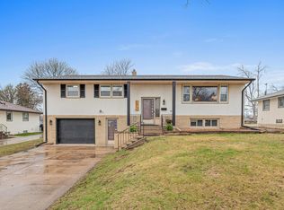 1471 Etna St, Saint Paul, MN 55106
